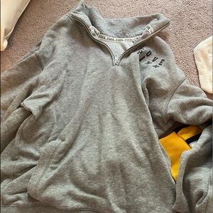 Grey love pink quarter zip. Xs